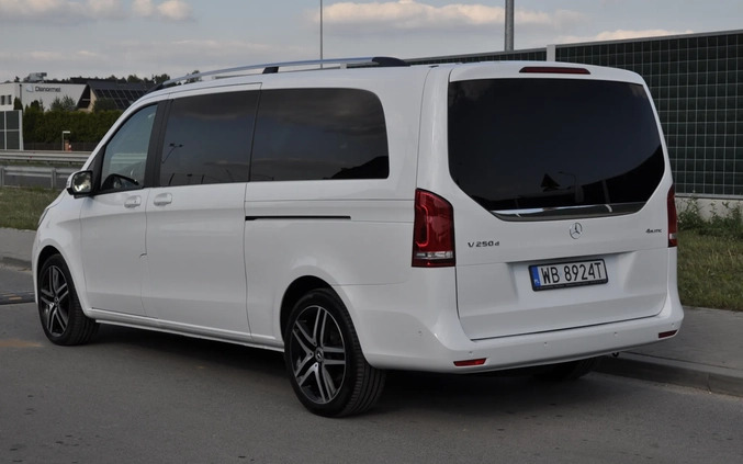Mercedes-Benz Klasa V cena 239900 przebieg: 121791, rok produkcji 2019 z Tczew małe 781